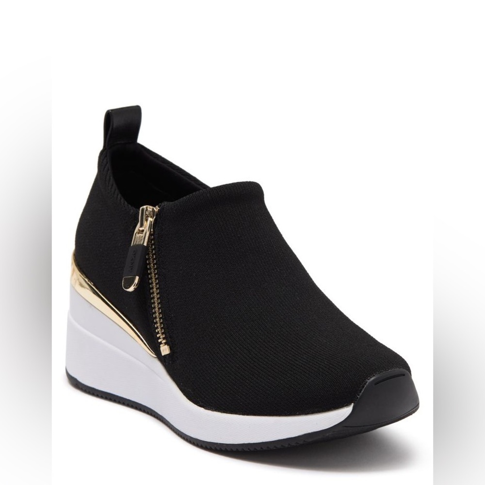 DKNY Shoes